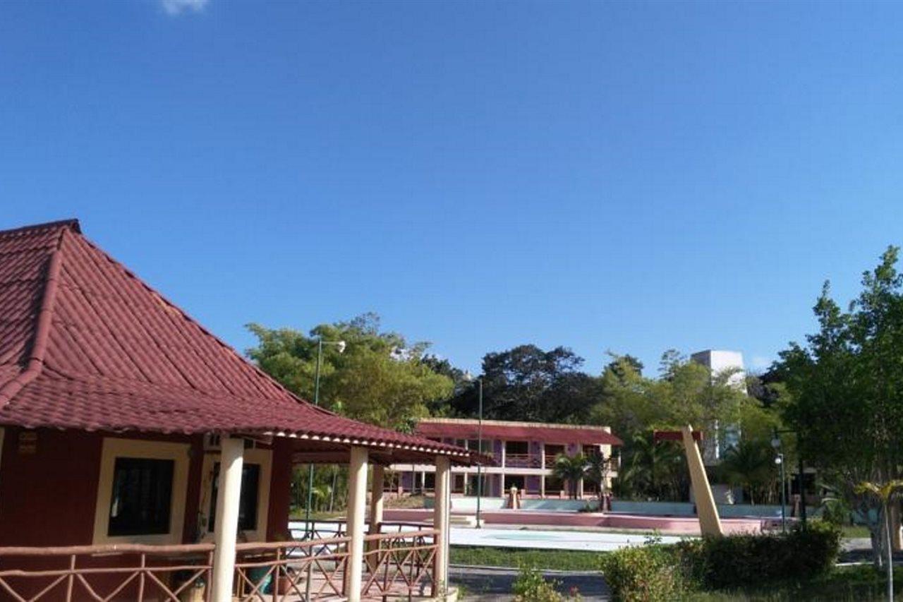 Hotel Debliz Xpujil Zewnętrze zdjęcie
