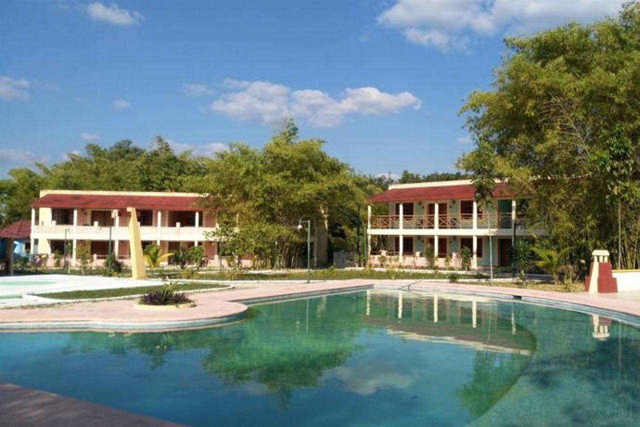 Hotel Debliz Xpujil Zewnętrze zdjęcie